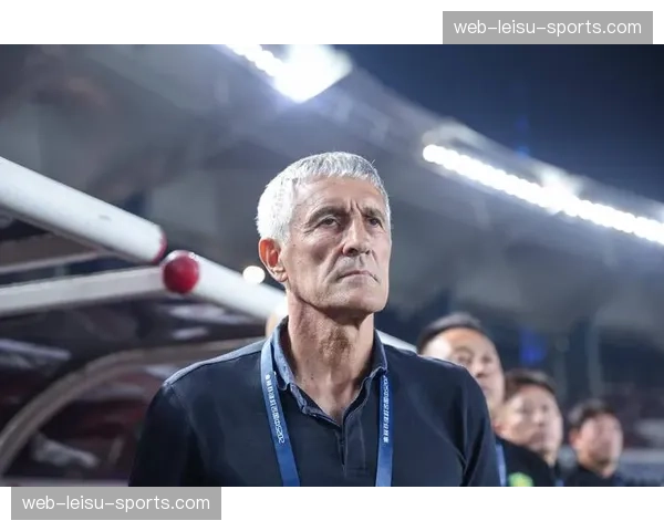 官方：塞维利亚主帅弗洛雷斯因战绩不佳下课，B队教练暂代